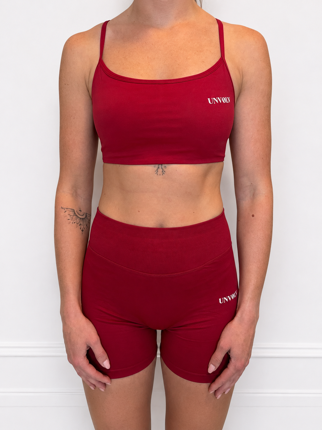 VELA SHORT | RED