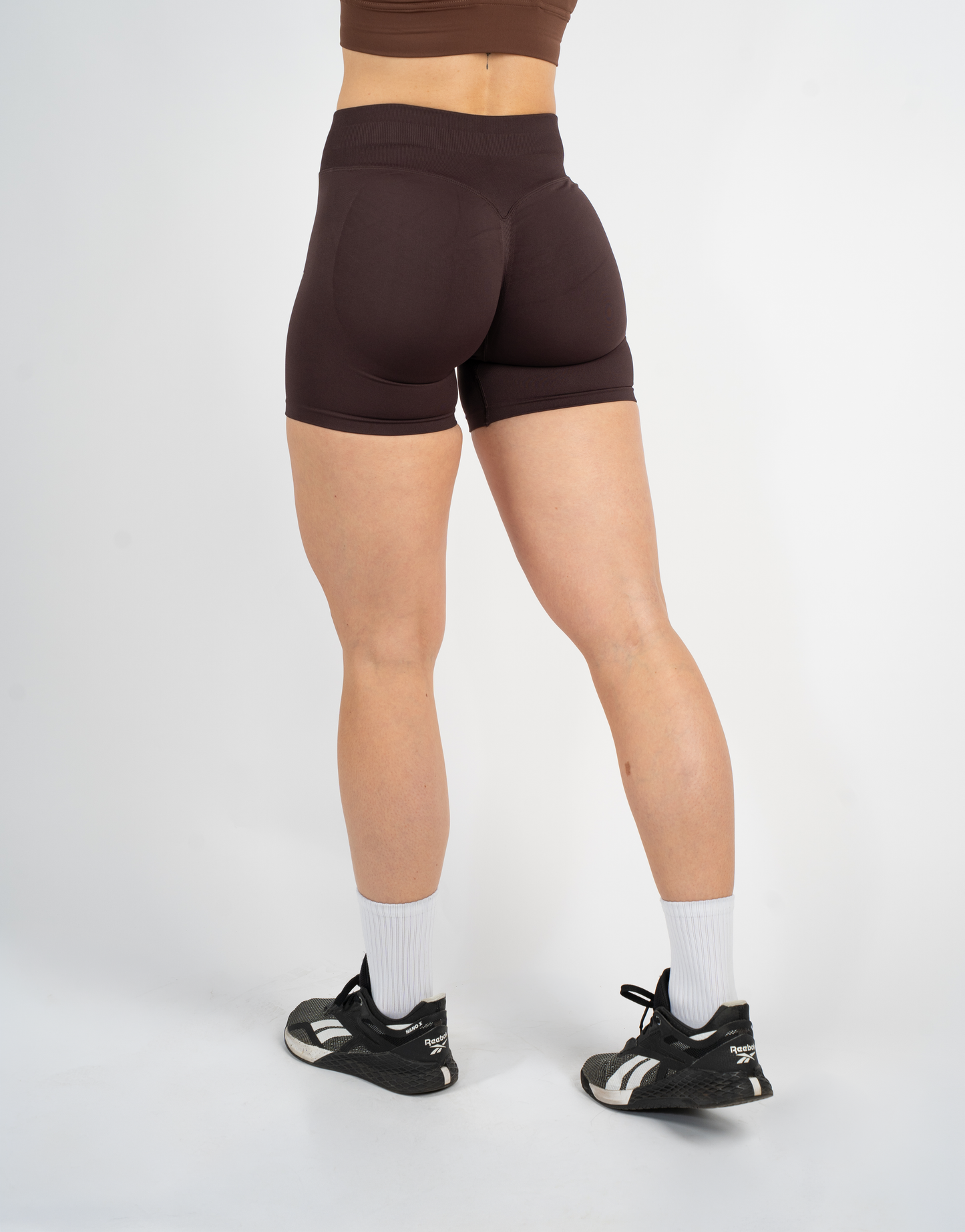 UNVØLV Sport Short Scrunch – VELA