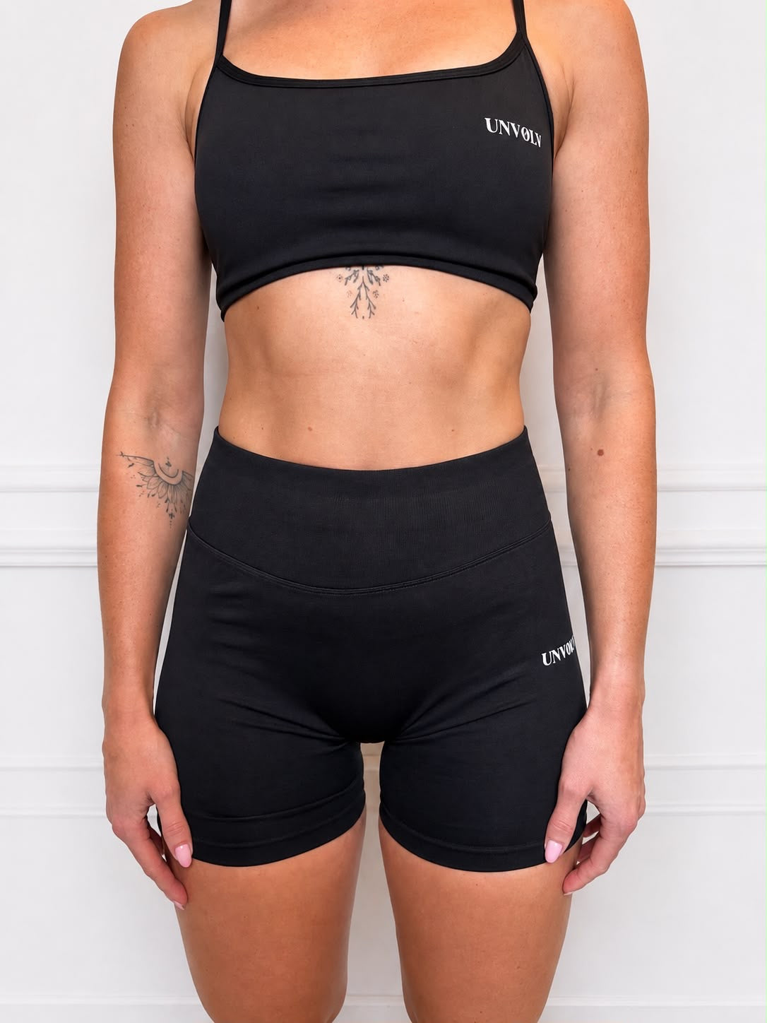 VELA SHORT | BLACK
